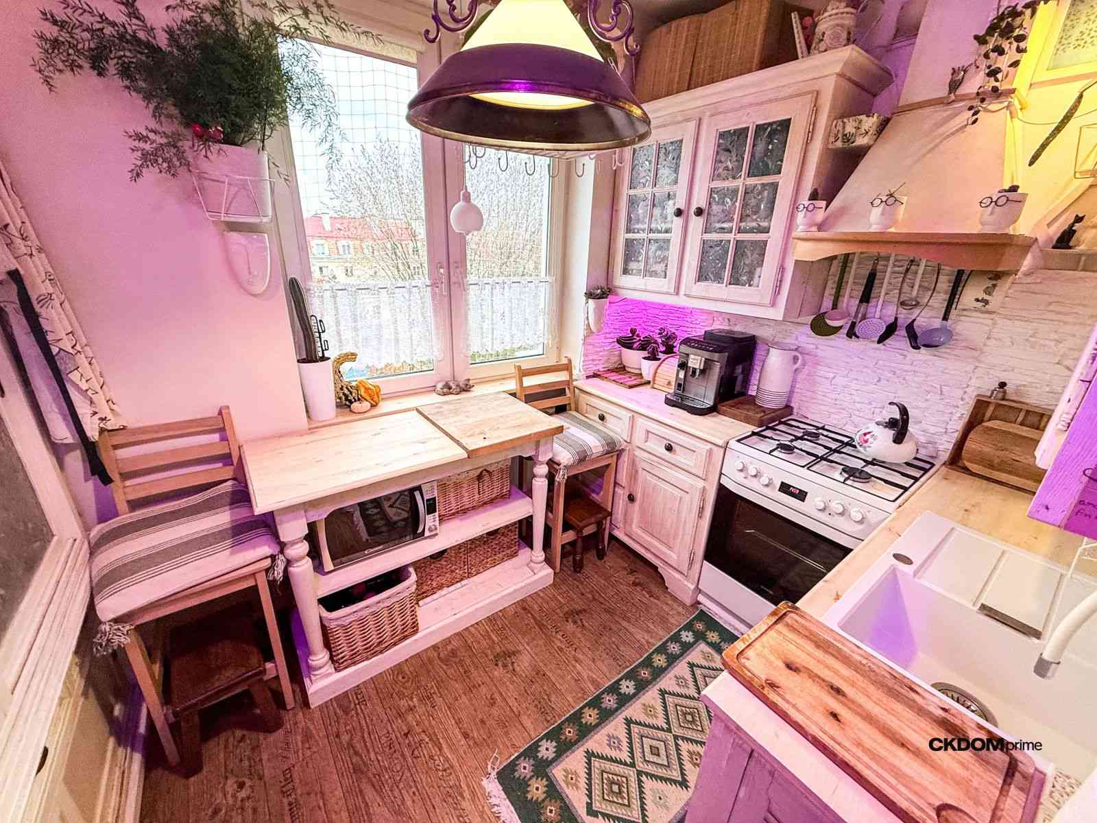 Klimatyczna kawalerka 34,1 m² w kamienicy - zdjęcie 13