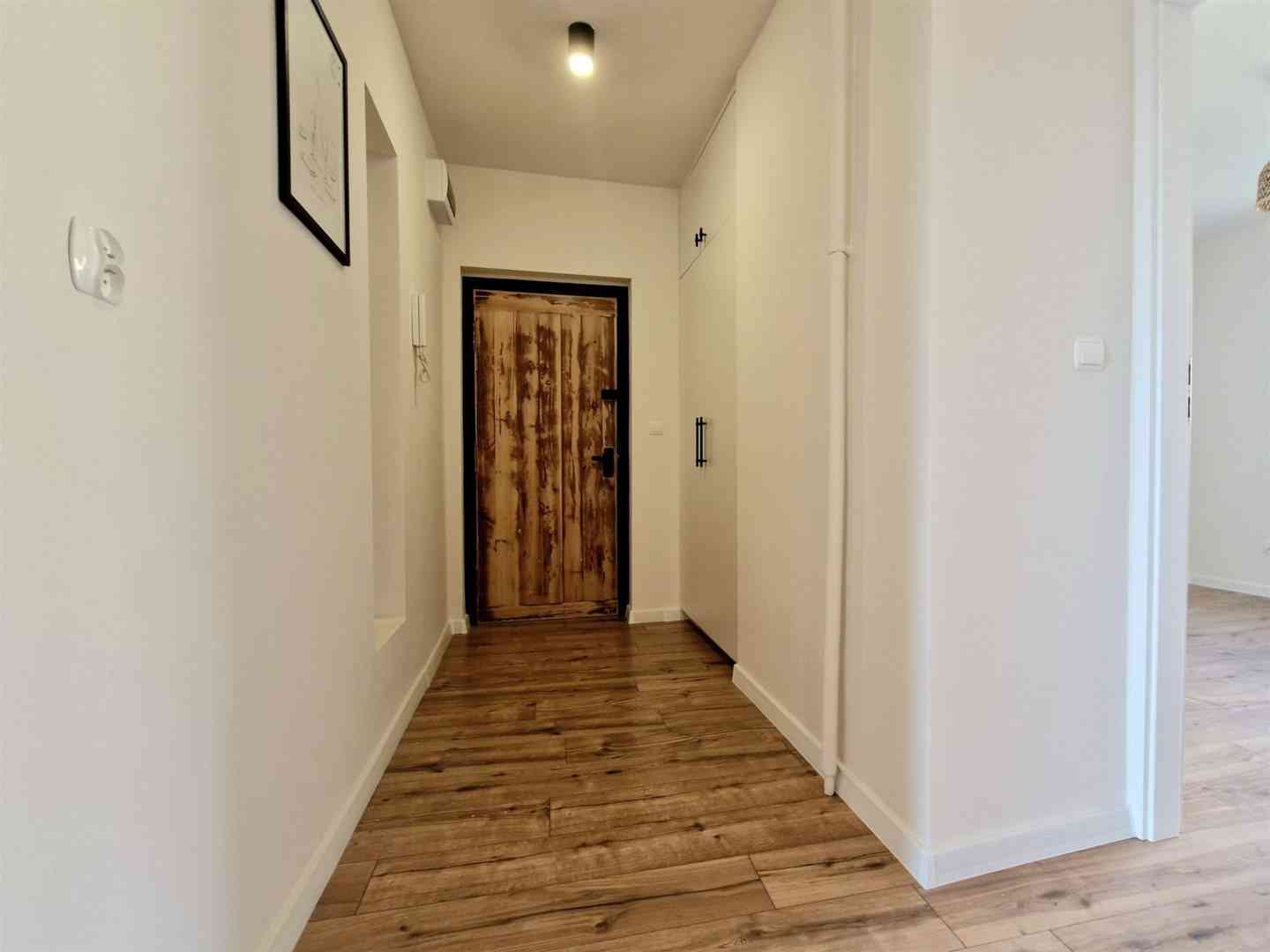Mieszkanie po świeżo po remoncie! Balkon, ul.Lompy - zdjęcie 6