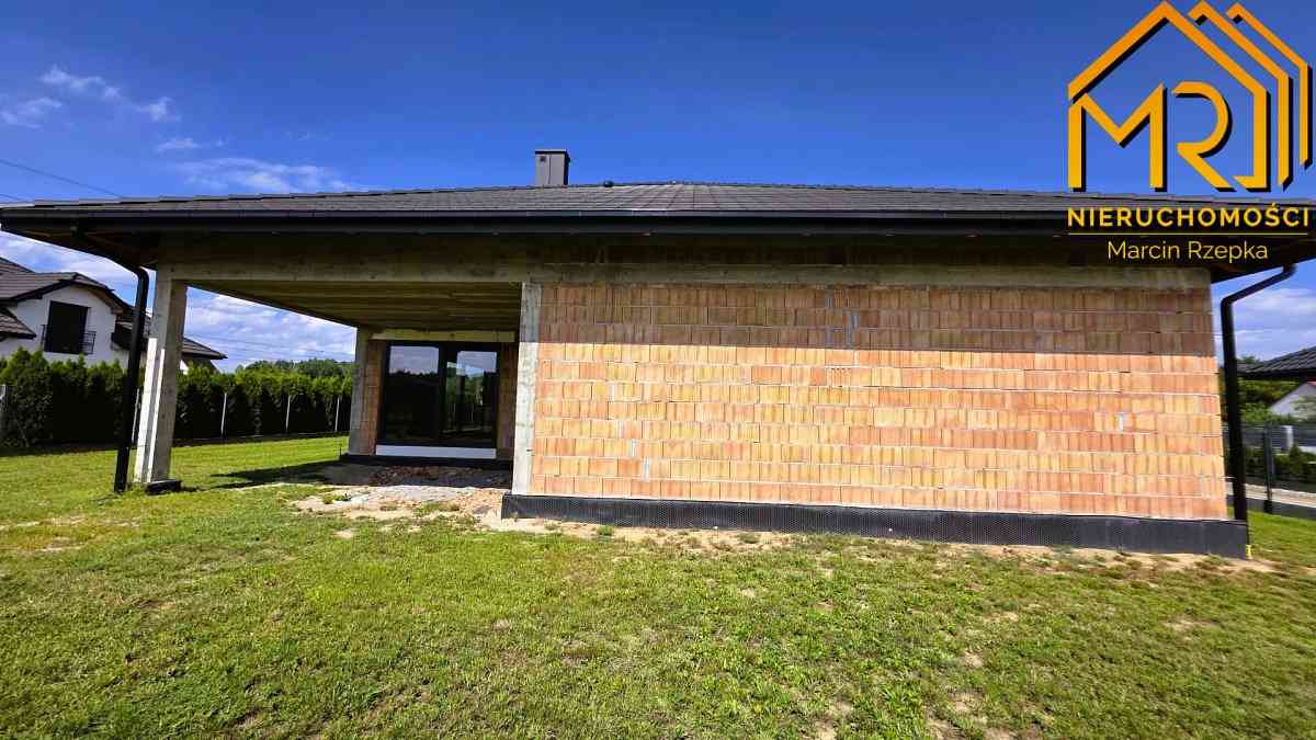 Dom parterowy z antresolą – Wierzchosławice, 13 km - zdjęcie 5